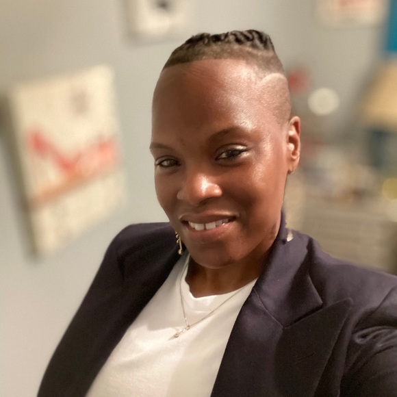 Hello please leave a comment👇🏾 - Picture 9 of 12